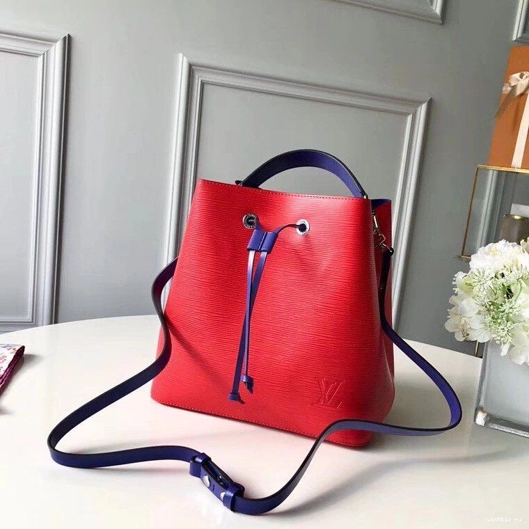 WIS LOUIS NÉONOÉ VUITTON 1227